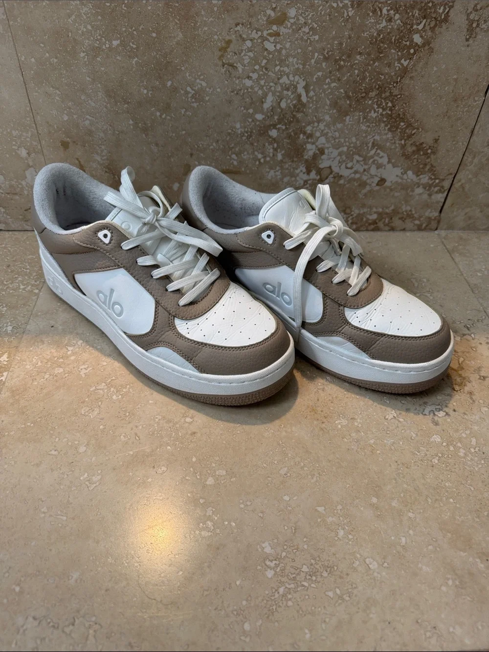 ALO Recovery Sneakers in White and Taupe (Women’s 10)